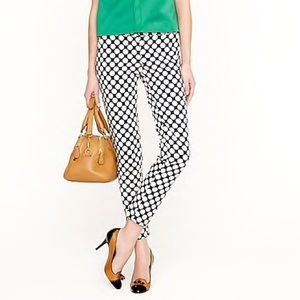 J.Crew Cafe Capris pant size 00 navy polkadot